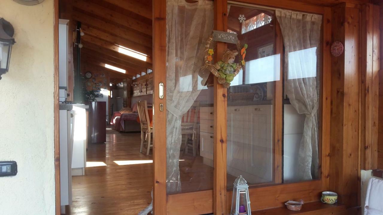Casa Vacanze Paola 콰르투 산텔레나 외부 사진
