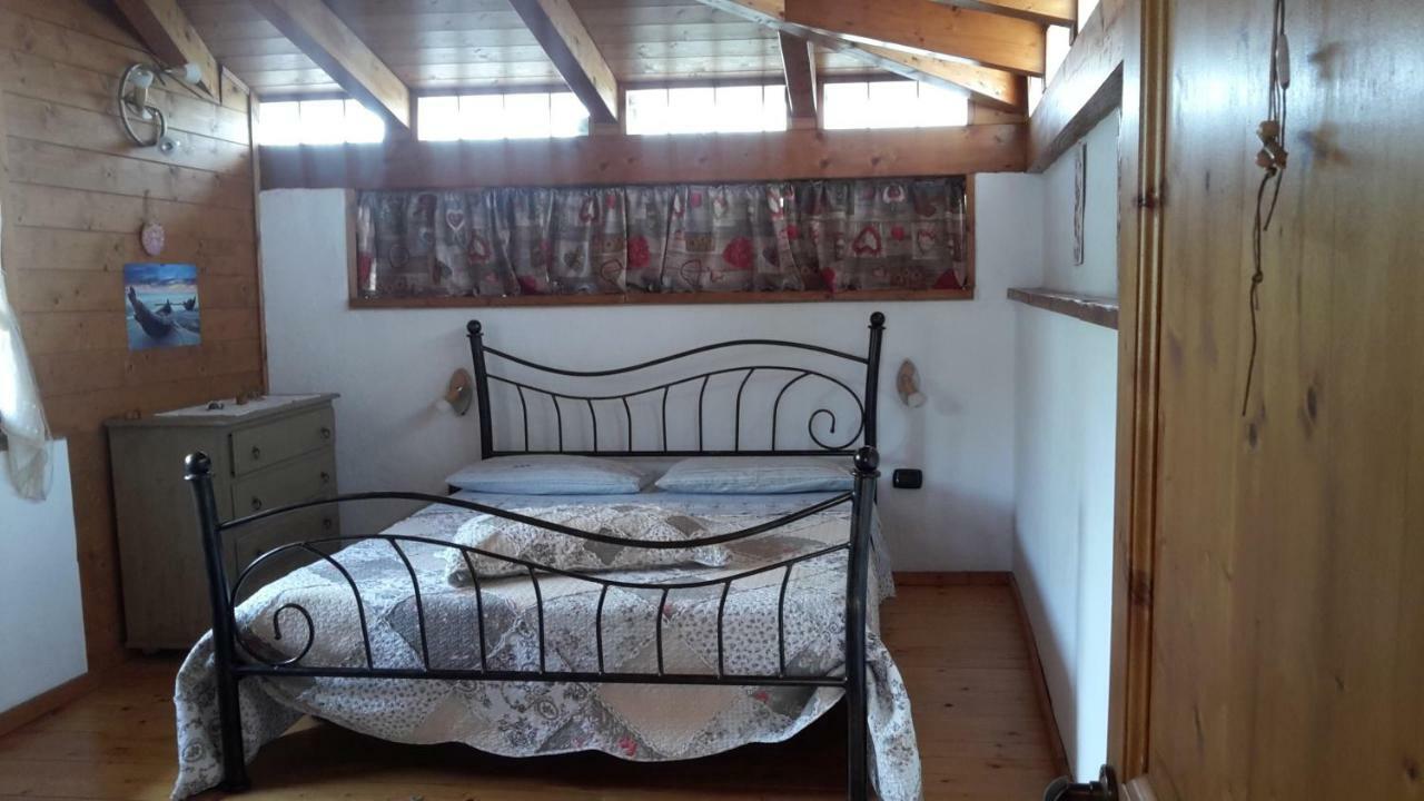 Casa Vacanze Paola 콰르투 산텔레나 외부 사진